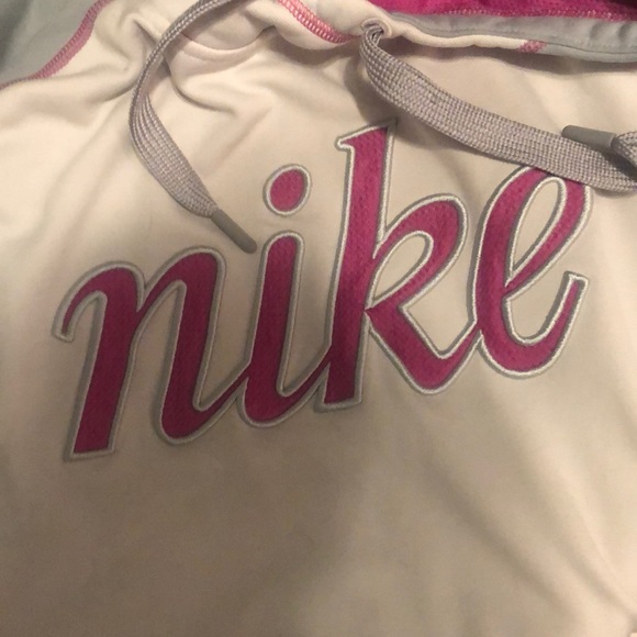 Womens pullover Nike hoodie - Picture 2 of 4